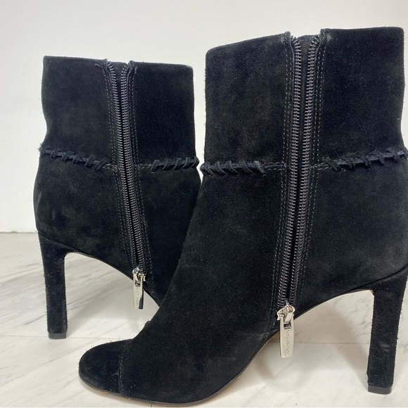 Vince Camuto Sashane Open Toe Black Suede Boot 5.5 - Picture 6 of 15
